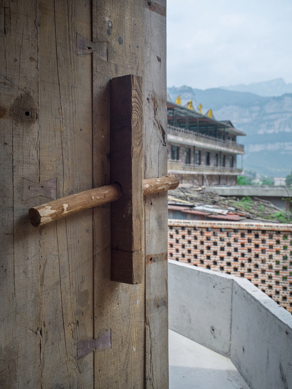 taihang xinyu art museum by wang chong studio