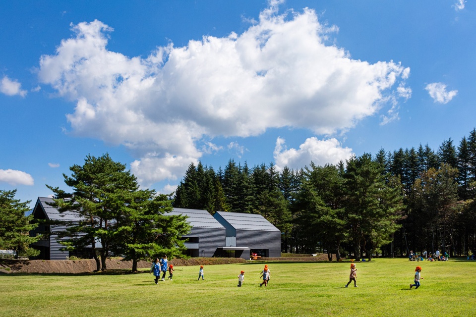 ub nursery by hibinosekkei youji no shiro kids design labo