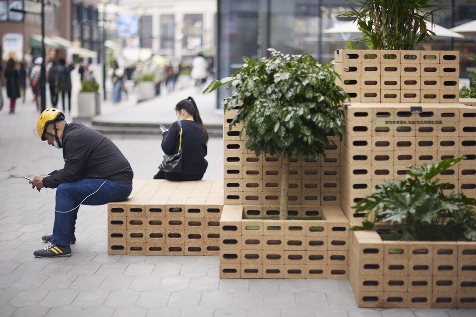 Alp of Spring China by Use Design