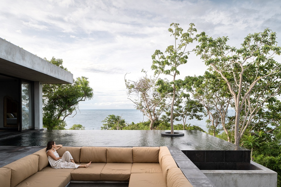 CASA MATEO by Zozaya Arquitectos