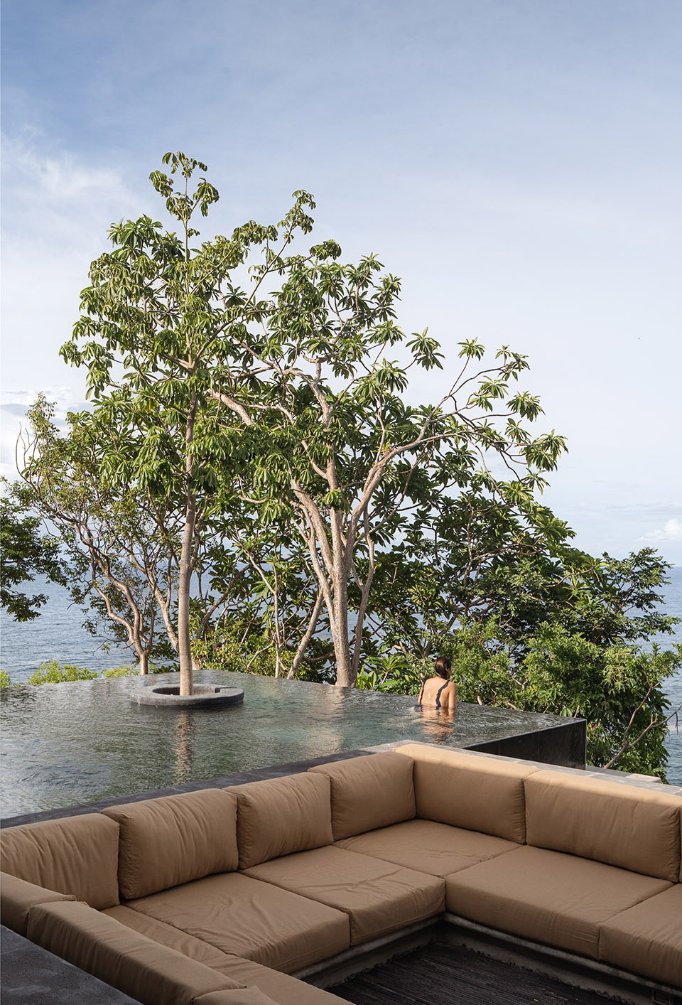 CASA MATEO by Zozaya Arquitectos bxy