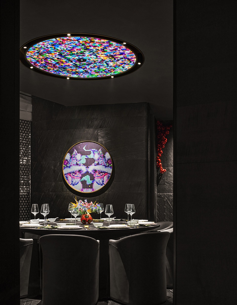 Yuejiangnan China by Hangzhou Wuxing Youxing Design
