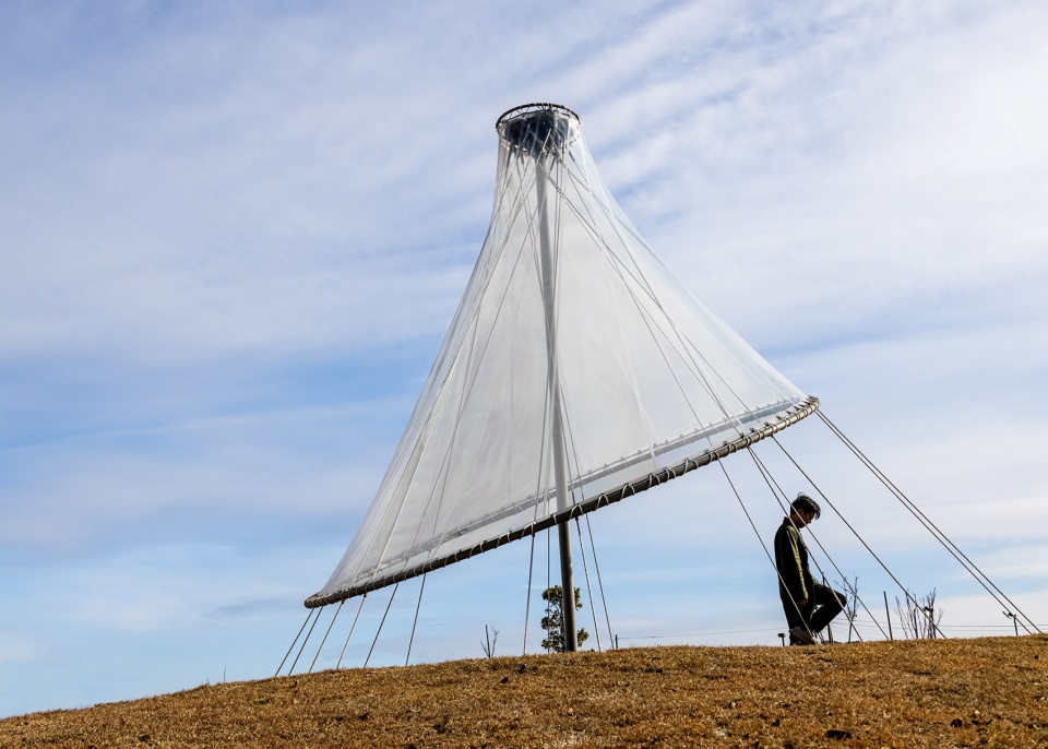 carbon hut by kengo kuma and associates