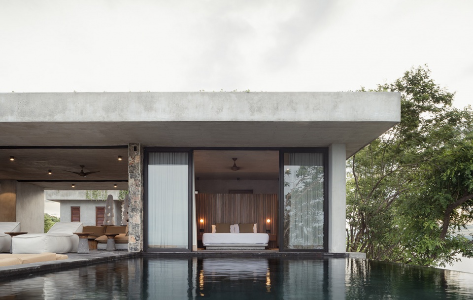 CASA MATEO by Zozaya Arquitectos