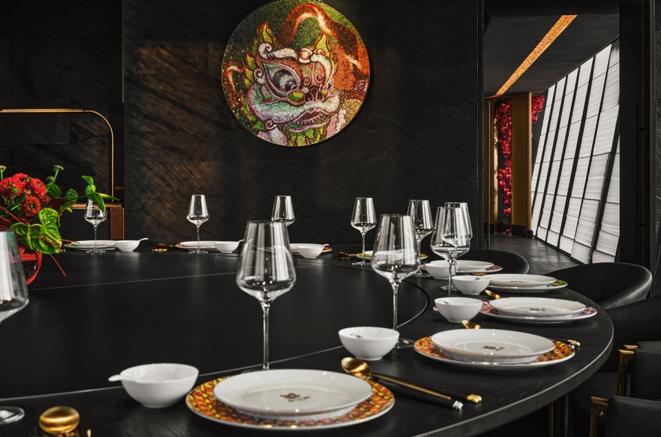 Yuejiangnan China by Hangzhou Wuxing Youxing Design