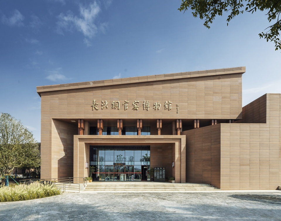 tongguan kiln site museum by luo jin studio