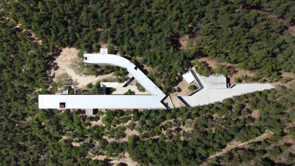 Sayuwon park pavilions by Alvaro Siza Photography by William Mulvihill
