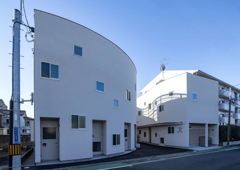 Kubomi Apartments by Organic Design Inc