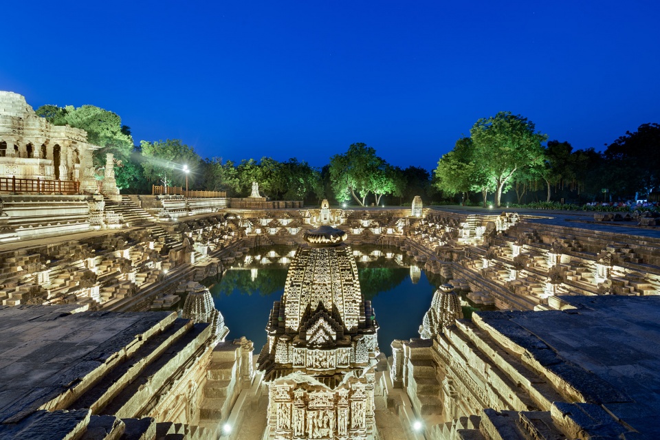 lighting design of sun temple of modhera by ildl