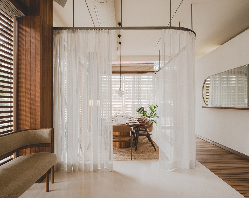 La Maruca de Lopez de Hoyos by ZOOCO ESTUDIO