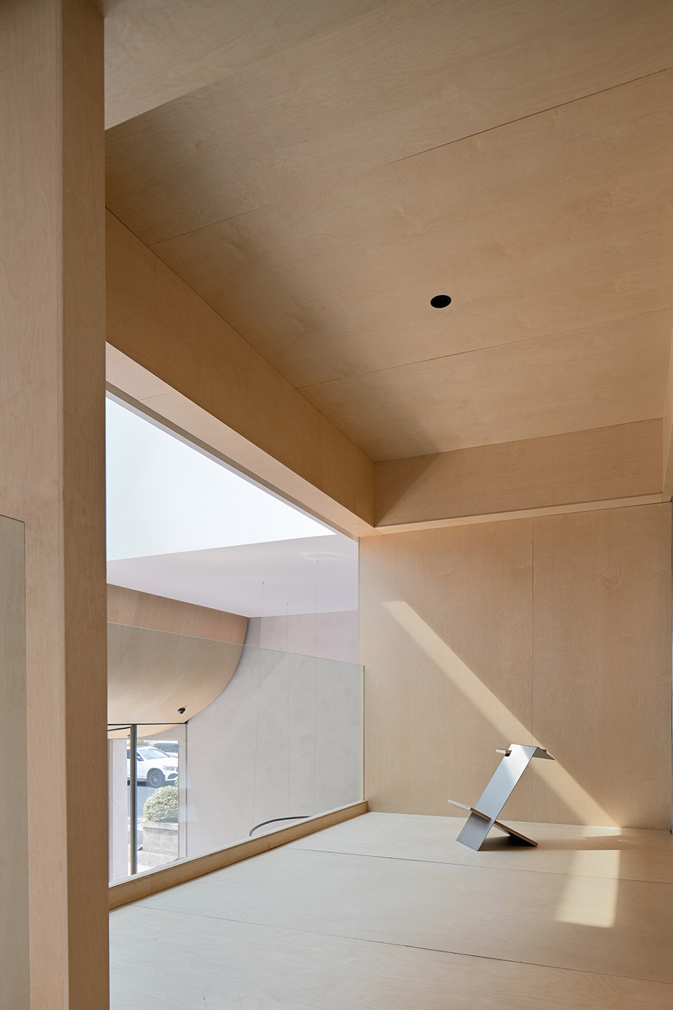 Wonderland Cafe China by XIAO DESIGN
