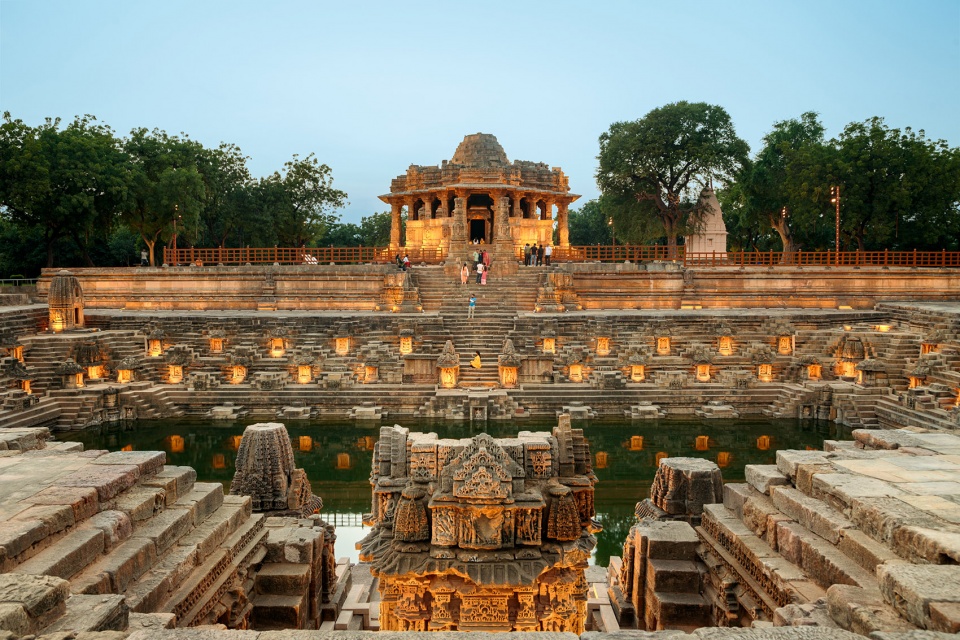 lighting design of sun temple of modhera by ildl