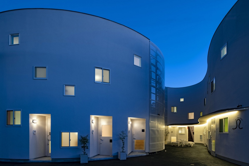 Kubomi Apartments by Organic Design Inc