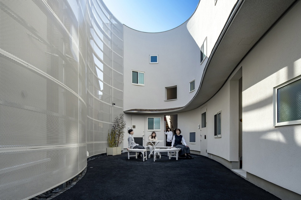 Kubomi Apartments by Organic Design Inc