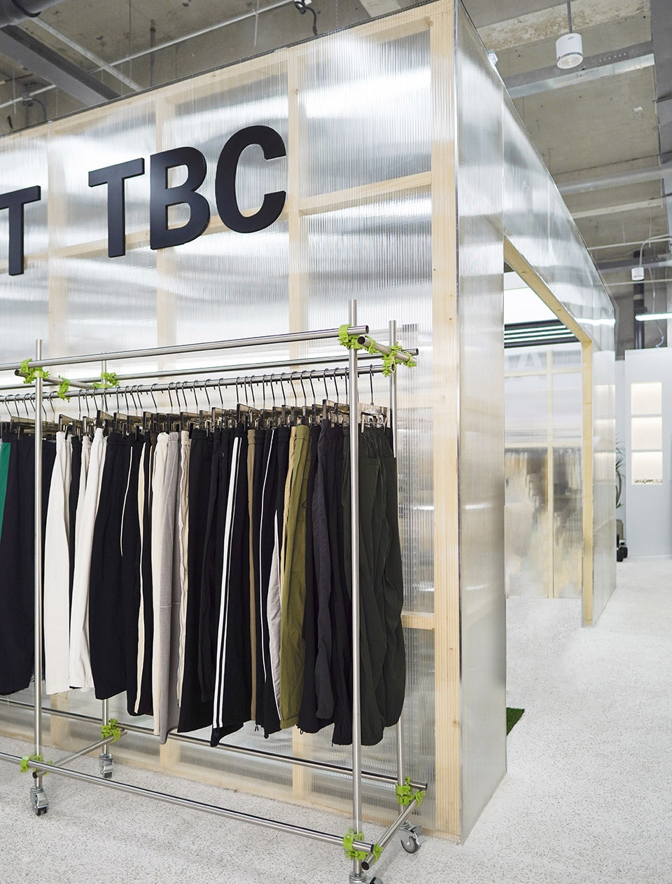 TBC Buyer Shop China by LLLOOK STUDIO gzm