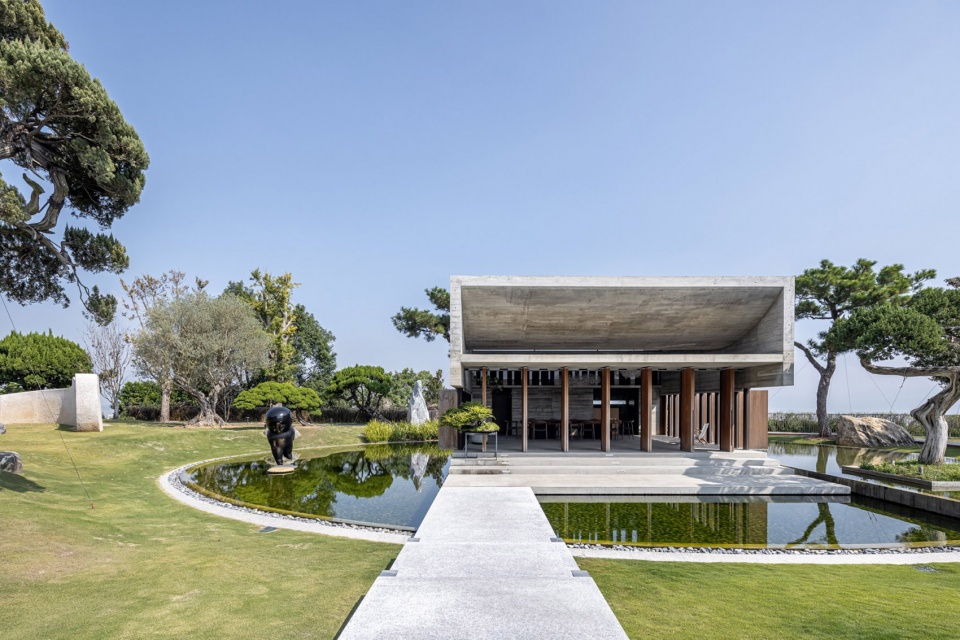 Watermoon Tea House by Behet Bondzio Lin Architekten