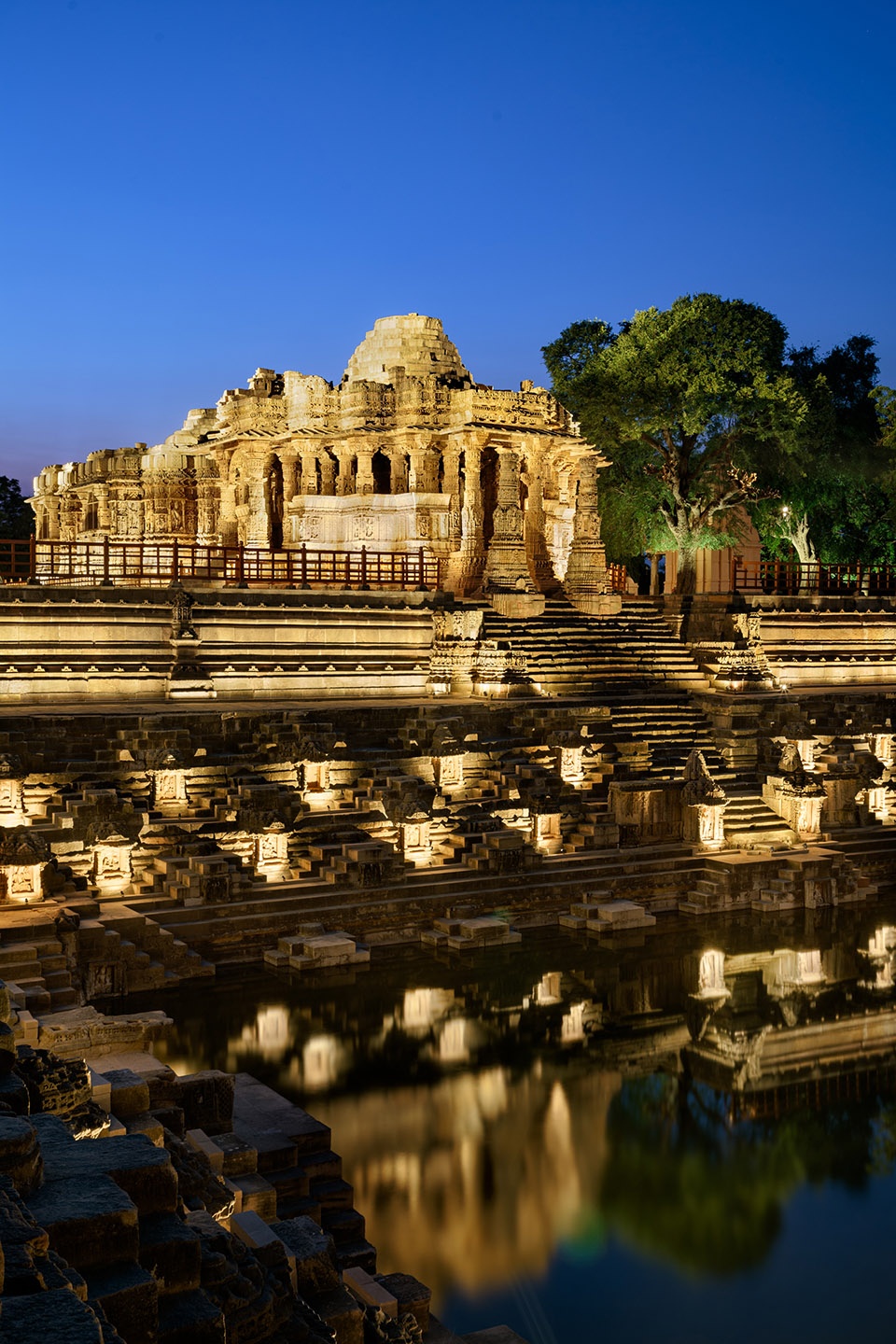 lighting design of sun temple of modhera by ildl