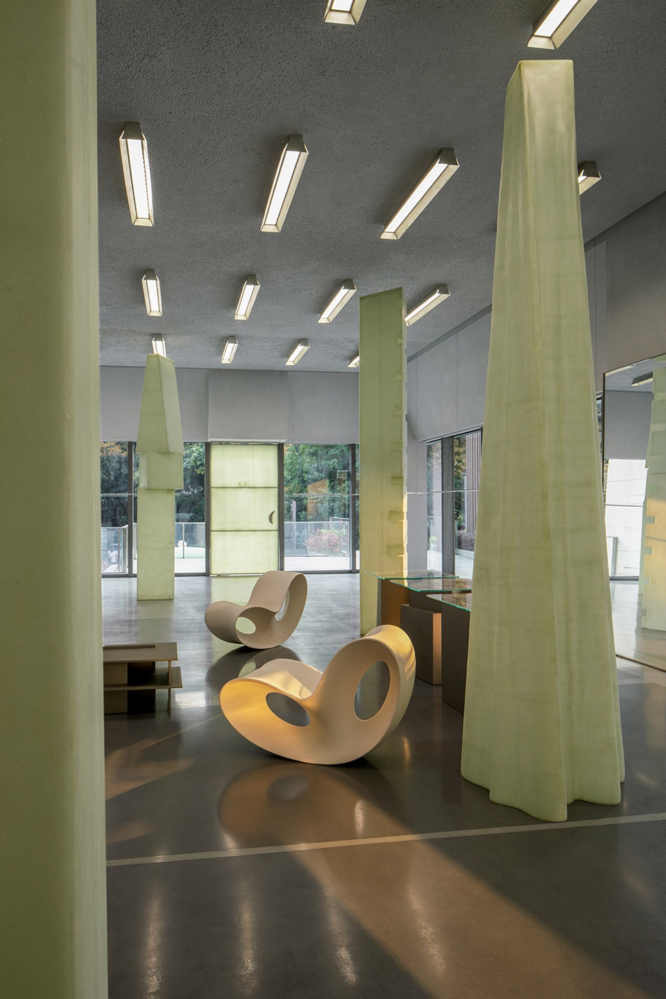 void select shop in shenzhen by say architects