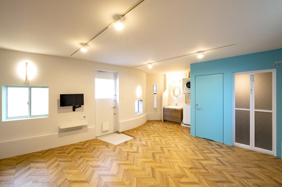 Kubomi Apartments by Organic Design Inc