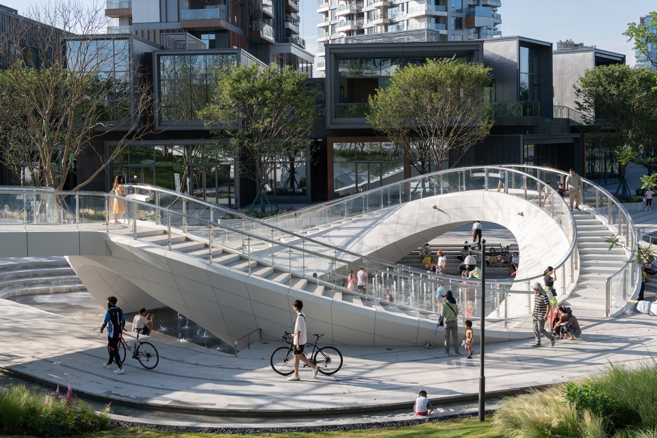 WATERLINE PARK China by Lab D H Shanghai