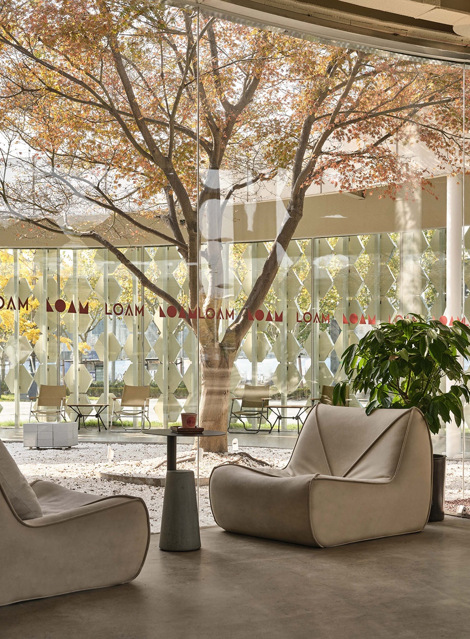 LOAM cafe bar China by STUDIO8