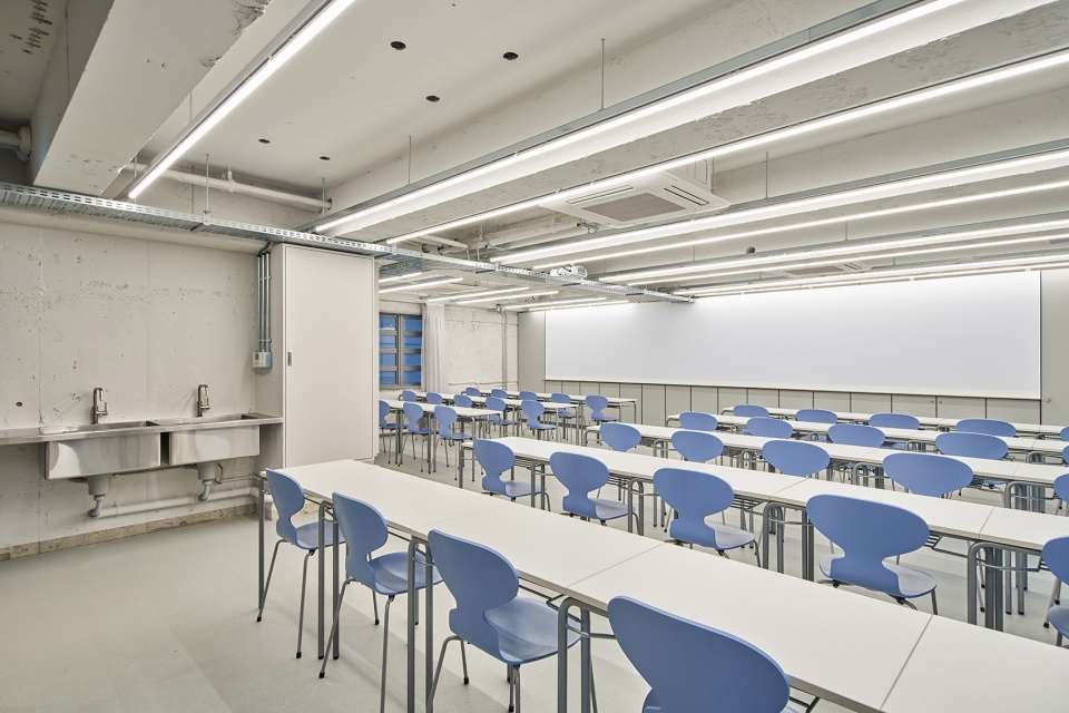 Kuwasawa Design School new educational facility by moss