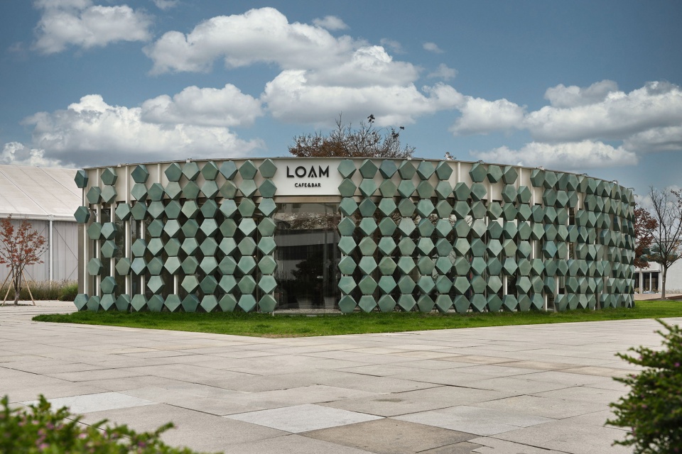 LOAM cafe bar China by STUDIO8
