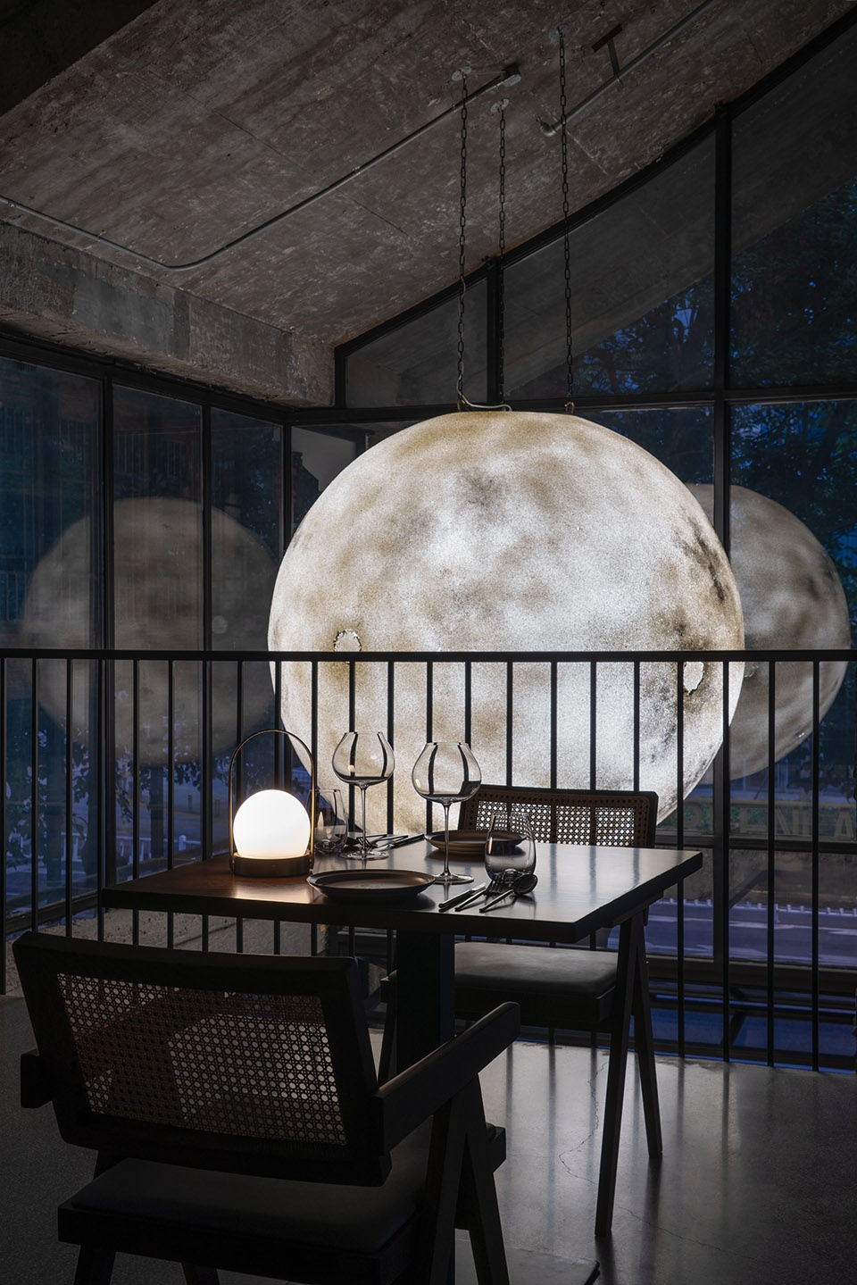 villa moon restaurant by forme