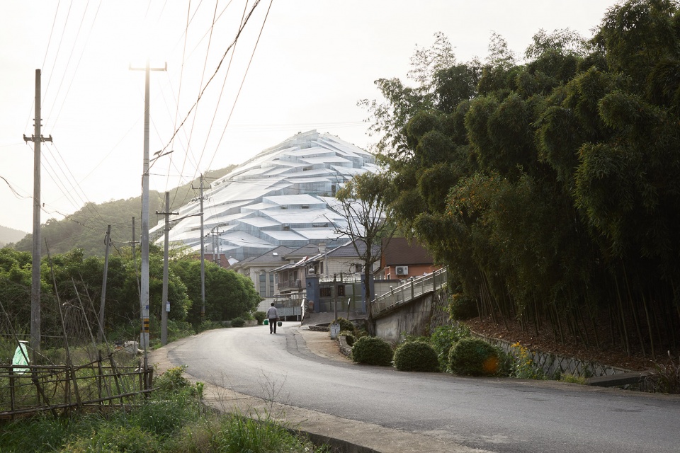 art museum under the mountain by kejia mei