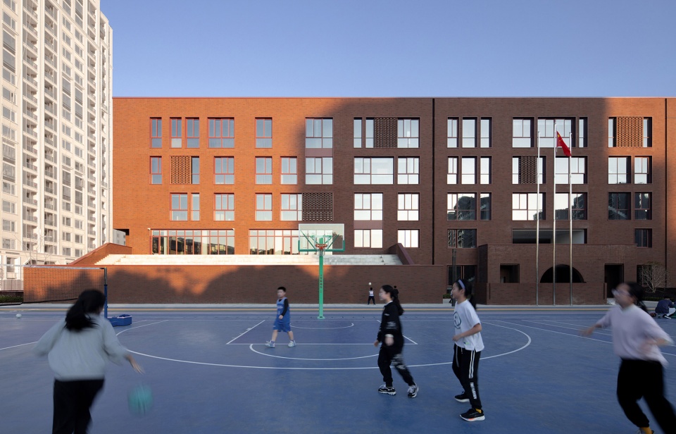 Yiwu Xiuhu Primary School expansion project China by JIUMI Design