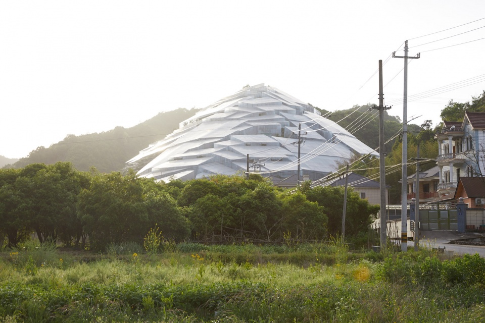 art museum under the mountain by kejia mei