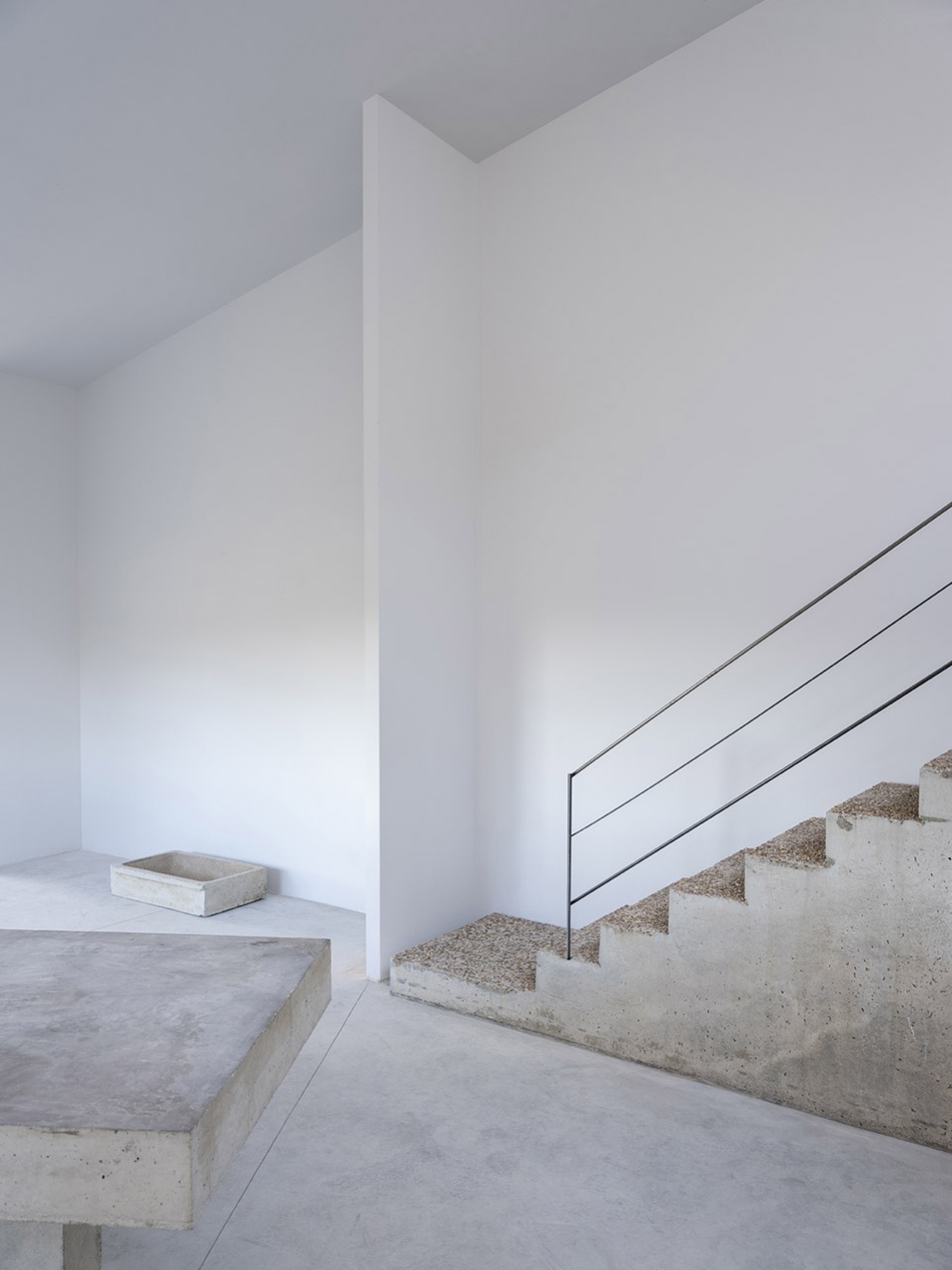 nogal house by raul almenara
