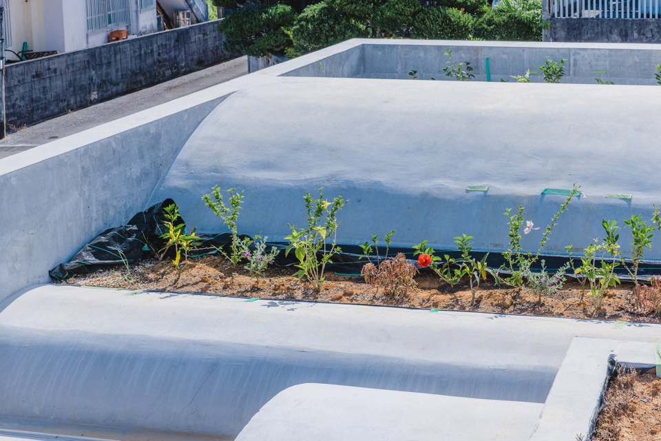 house in shikenbaru by studio cochi architects