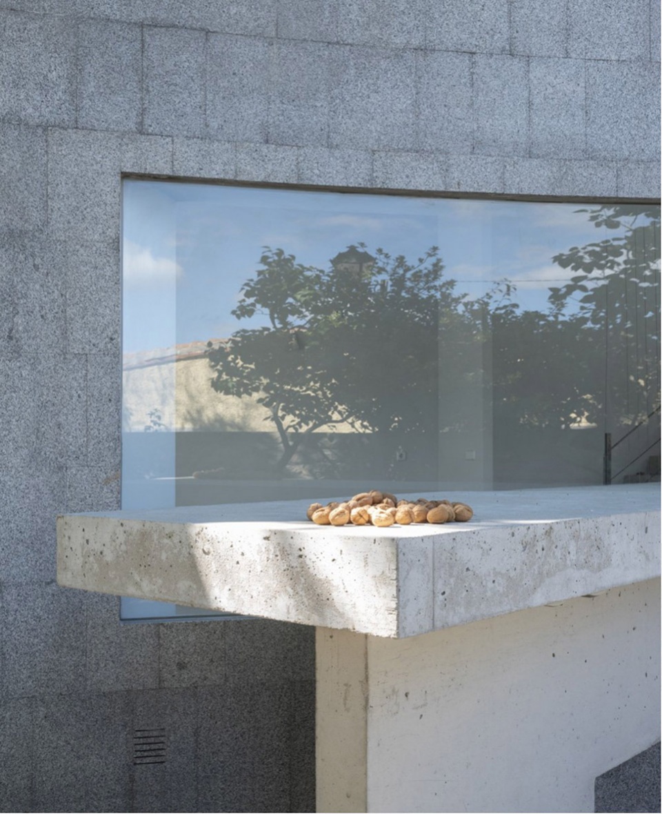 nogal house by raul almenara