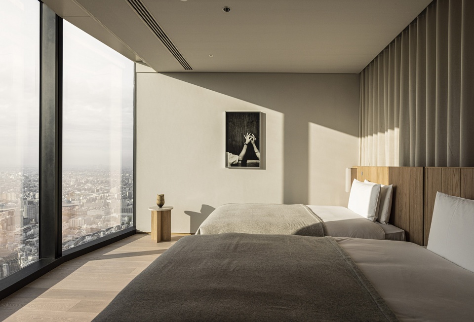 BELLUSTAR TOKYO by Keiji Ashizawa Design Norm Architects