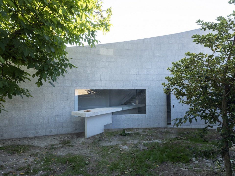 nogal house by raul almenara