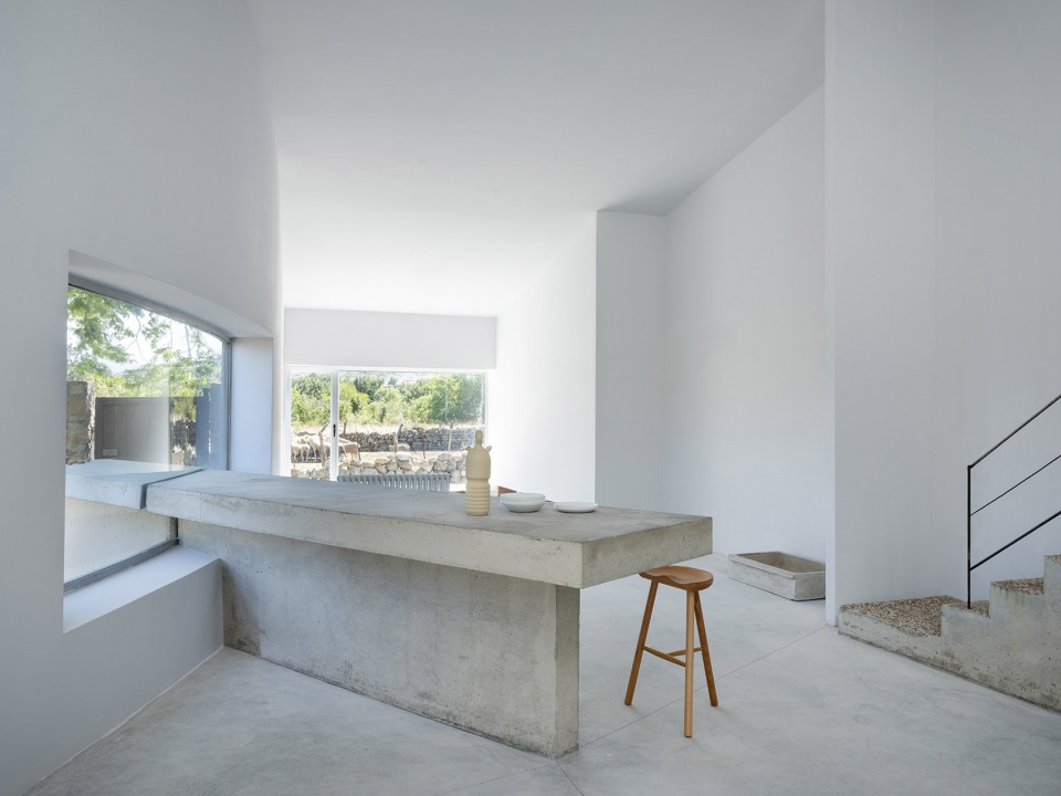 nogal house by raul almenara