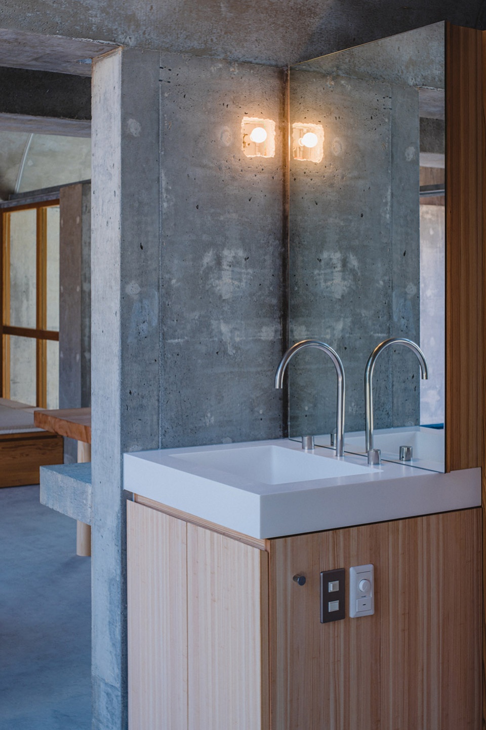 house in shikenbaru by studio cochi architects