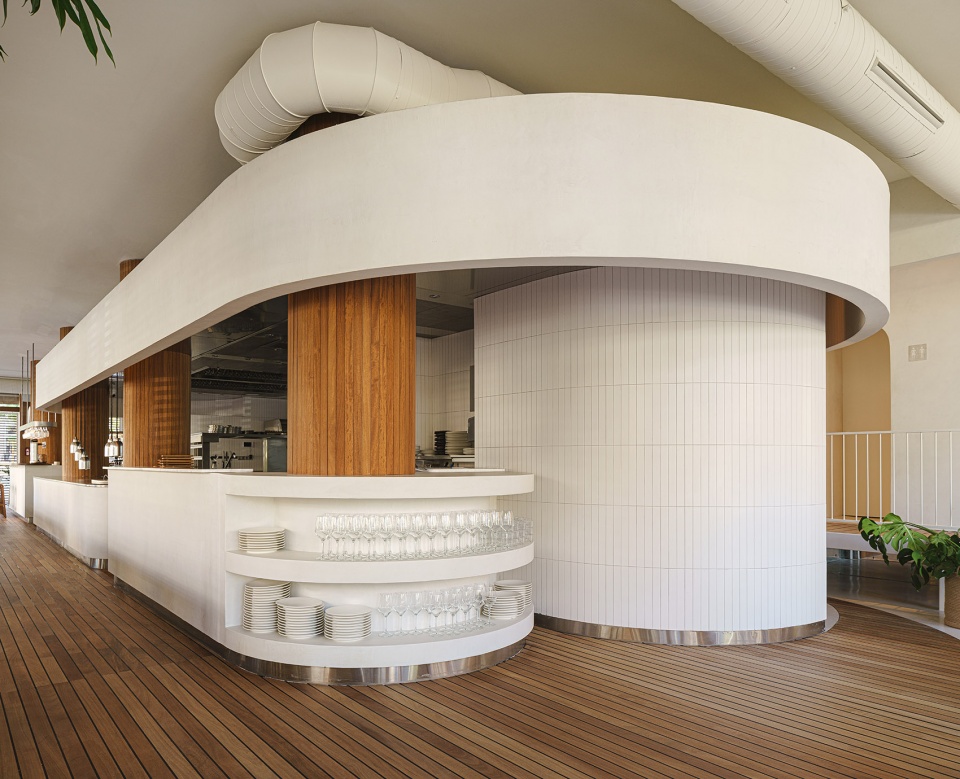 La Maruca de Lopez de Hoyos by ZOOCO ESTUDIO