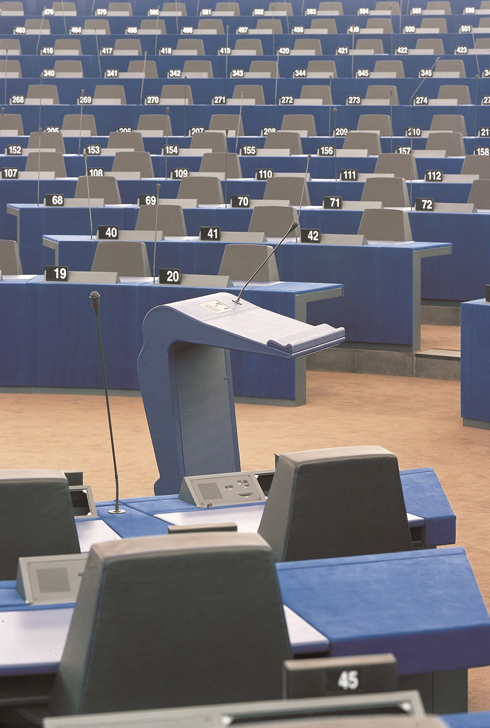 the european parliament building by architecturestudio