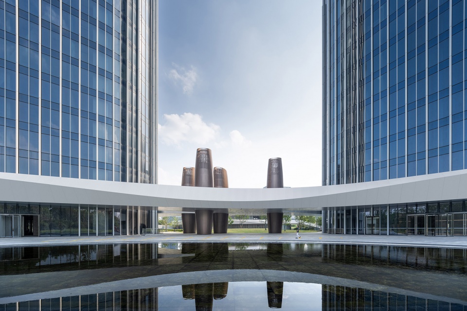hangzhou shimao wisdom tower super high rise urban complex atelier ping jiang eid arch