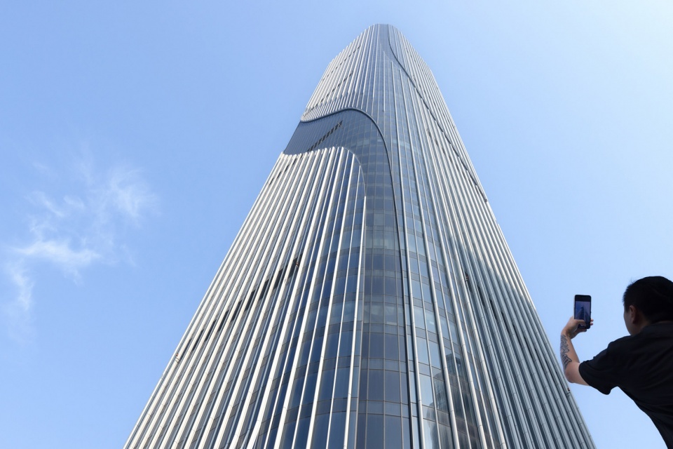 hangzhou shimao wisdom tower super high rise urban complex atelier ping jiang eid arch