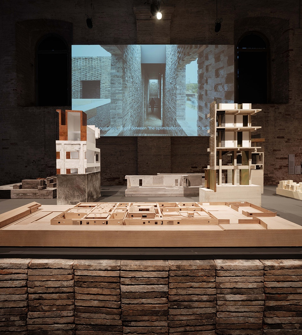 NeriHu at Biennale Architettura 2023 photo by Pedro Pegenaute 3