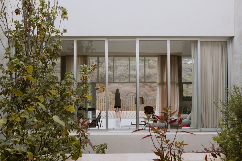 CASA CANADA ESCOBEDO SOLIZ