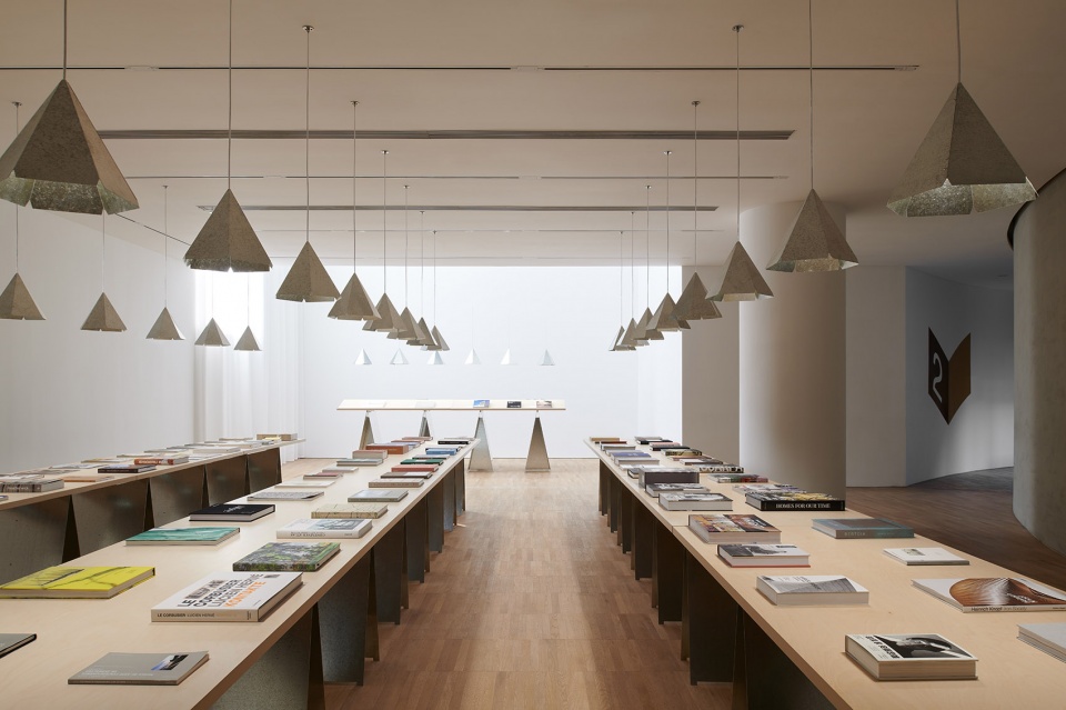 Juanzong Books and Eureka Touring Library at Aranya China by genarchitects