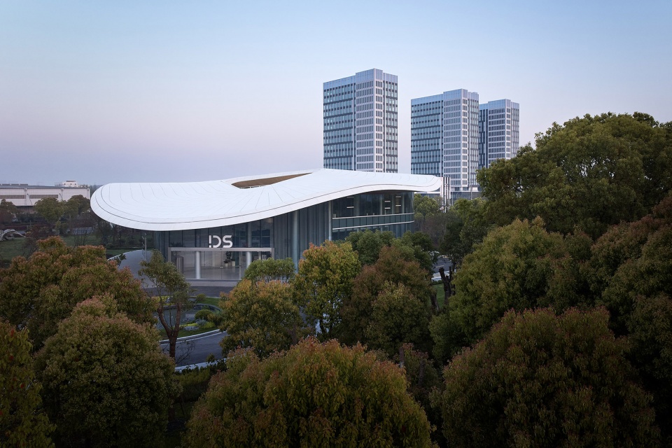 International Digital Sea Investment And Exhibition Center China by HATCH Architects