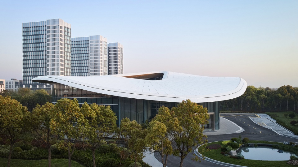 International Digital Sea Investment And Exhibition Center China by HATCH Architects