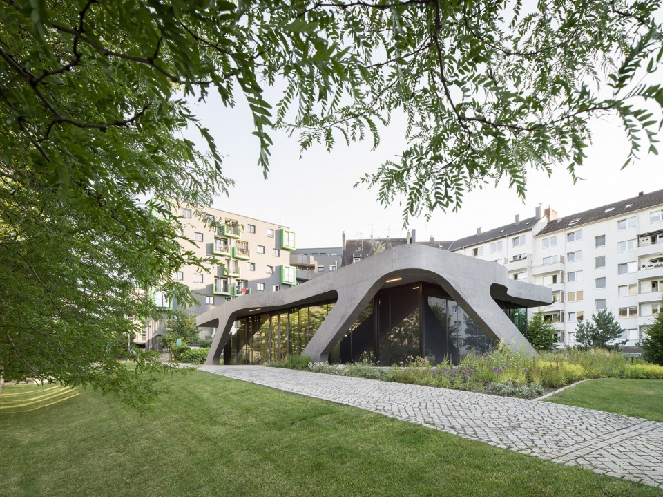 FOM University new social space J.MAYER .H