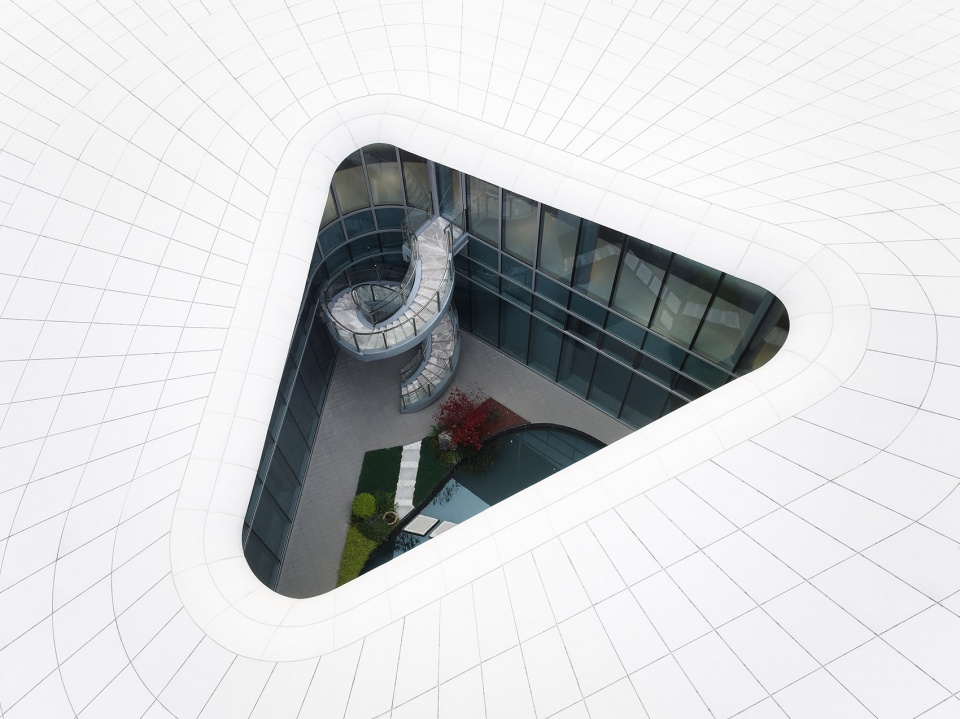 International Digital Sea Investment And Exhibition Center China by HATCH Architects
