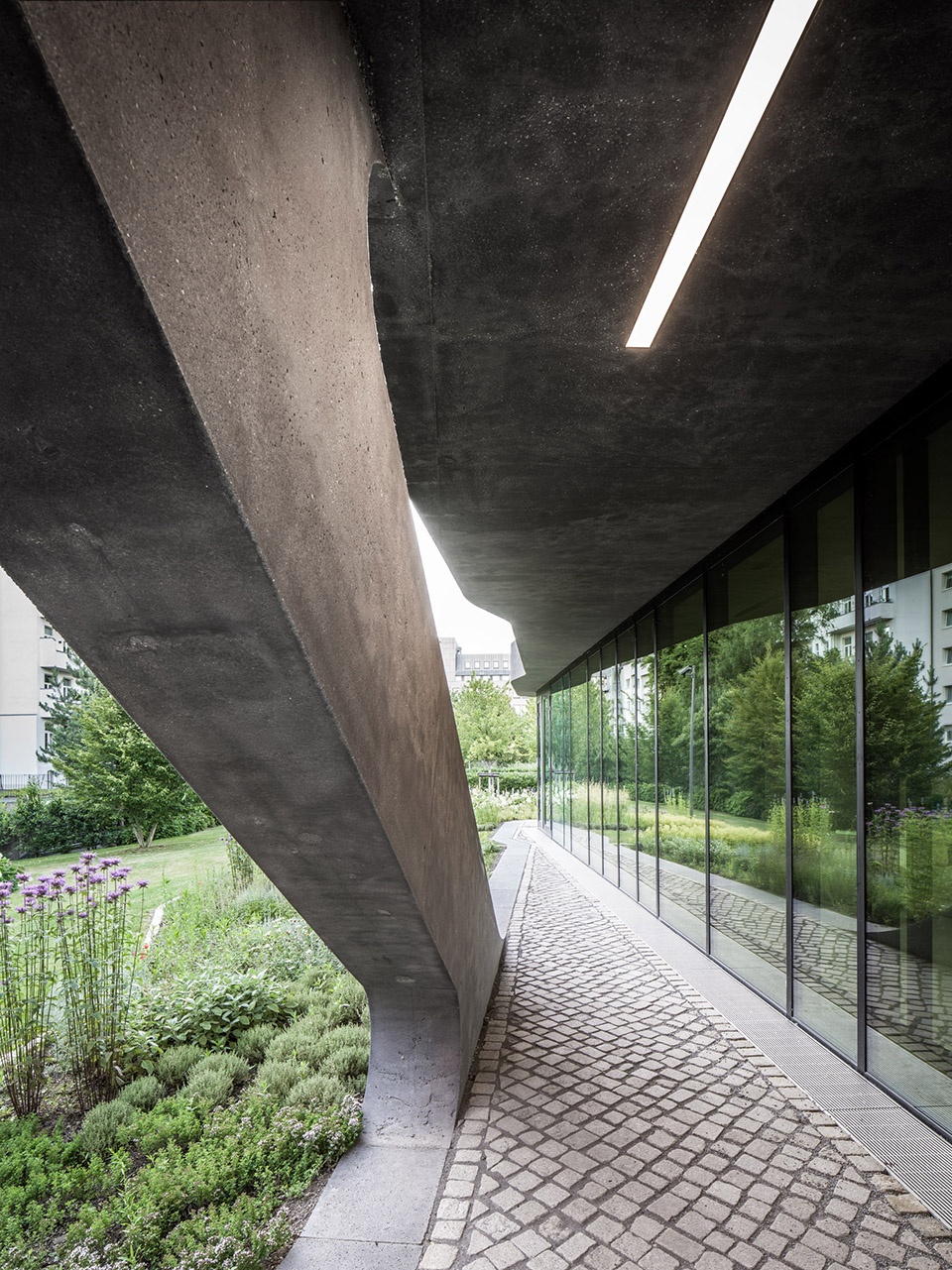 FOM University new social space J.MAYER .H